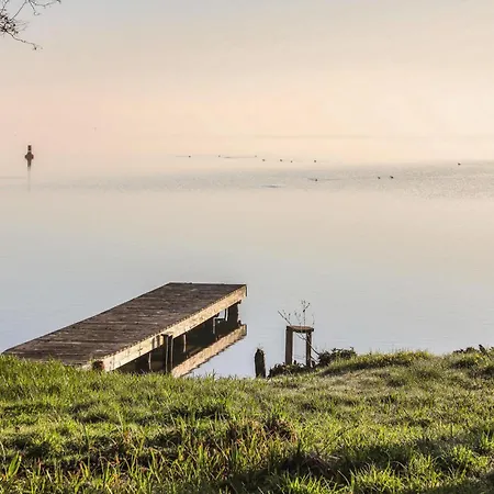 Stunning In With Wifi Feriehus Schwerin (Mecklenburg-Vorpommern)